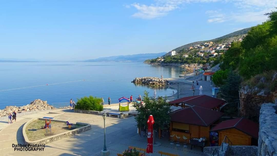 Apartments Valiza III Large Apartment - 3 Bedrooms And Parking Space I Apartments Valiza IV Senj  Exterior foto